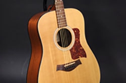 Taylor（テイラー）